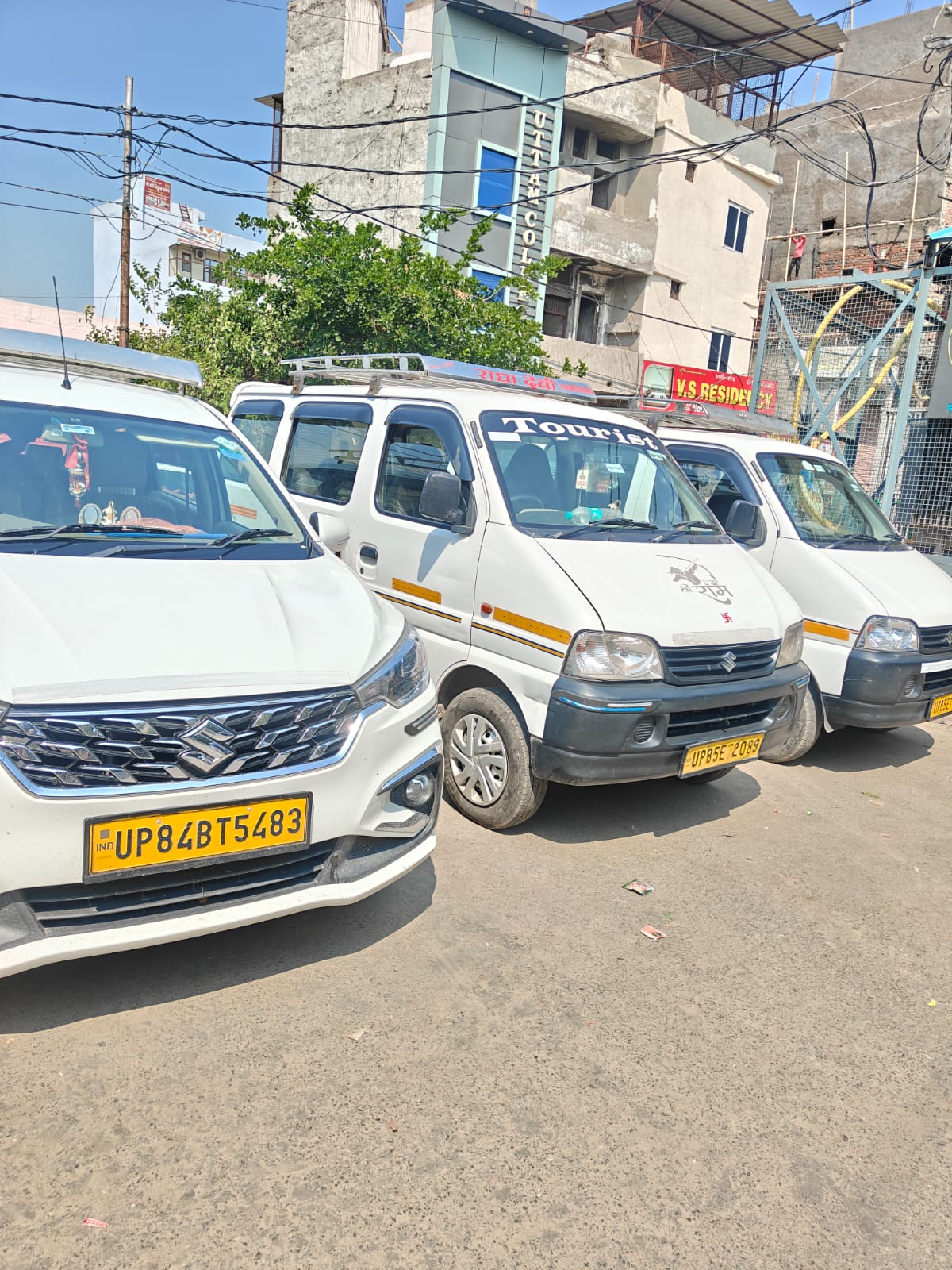 Travel vehicle for Braj Darshan